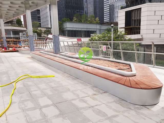 前海合作區跨街公園G9天橋廊橋景觀不銹鋼花池座椅街區竹木坐凳